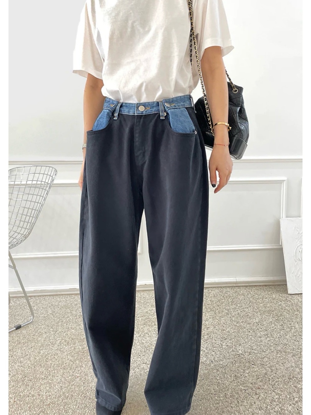 Women's Black High-Waist Wide Leg Jeans with Denim Accent